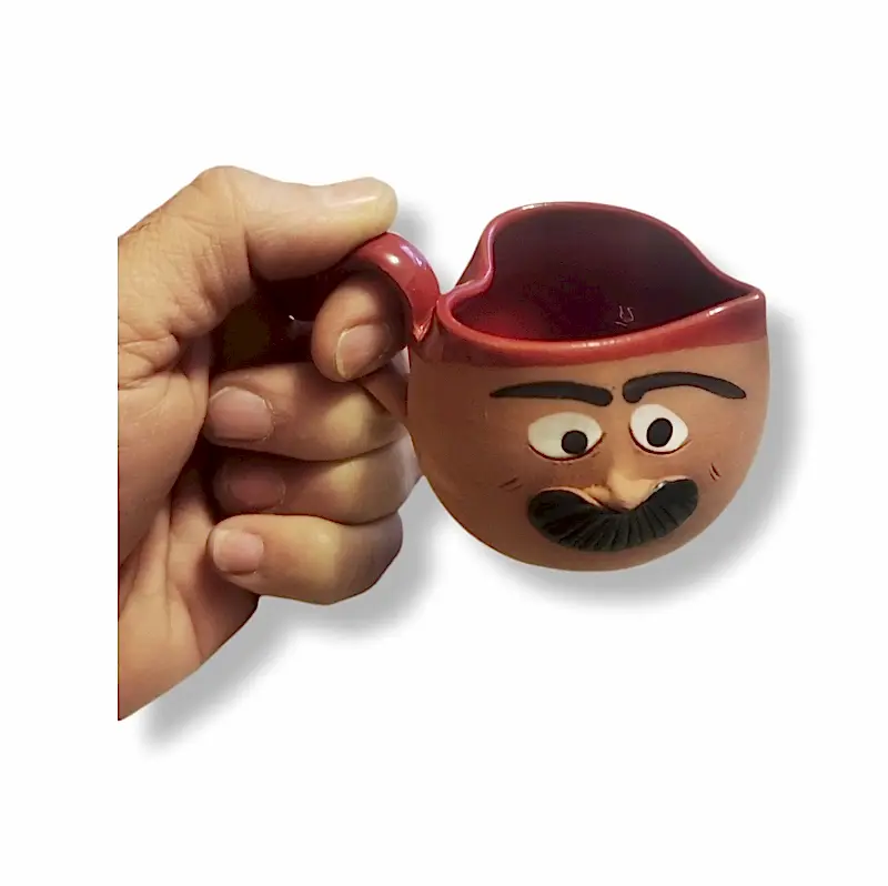 TOPRAK FİNCAN ERKEK EMOJİ KALPLİ