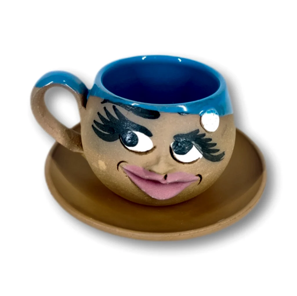 TOPRAK YUVARLAK FİNCAN EMOJİ KADIN