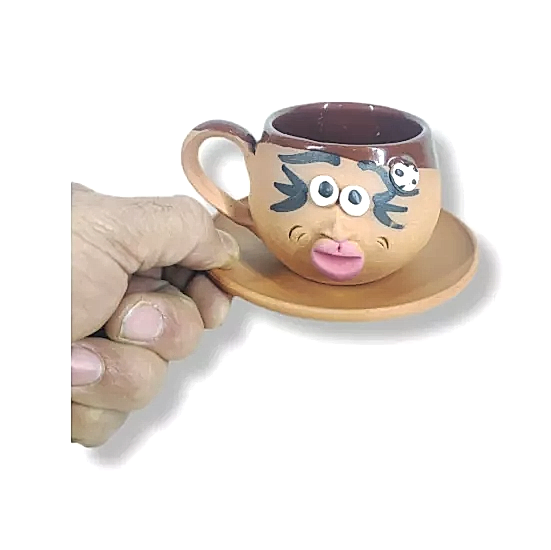 EMOJİLİ TOPRAK FİNCAN